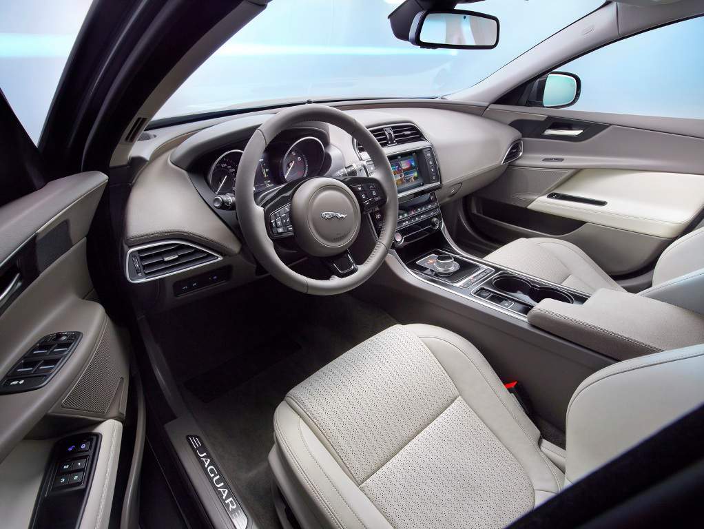 2017 Jaguar XE Interior