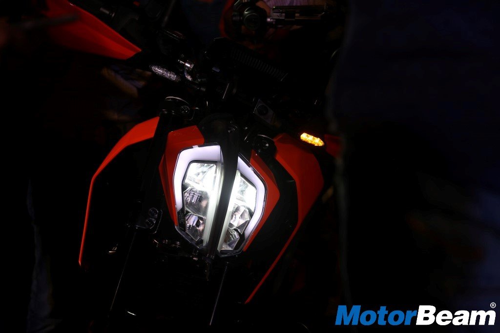 2017 KTM Duke 390 LED