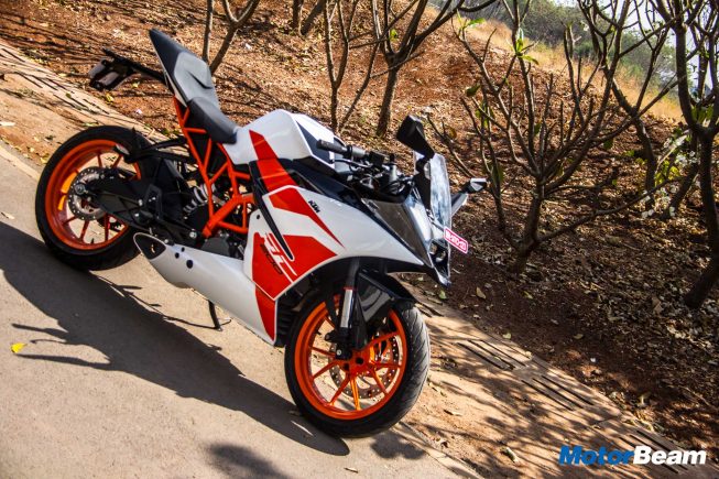 2017 KTM RC 200 Review