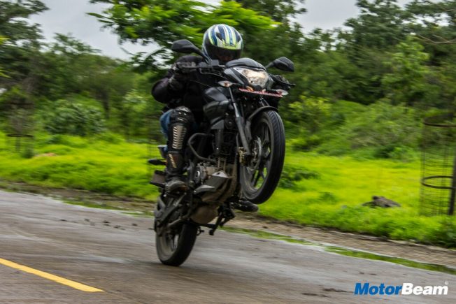 2017 Pulsar NS 160 Review
