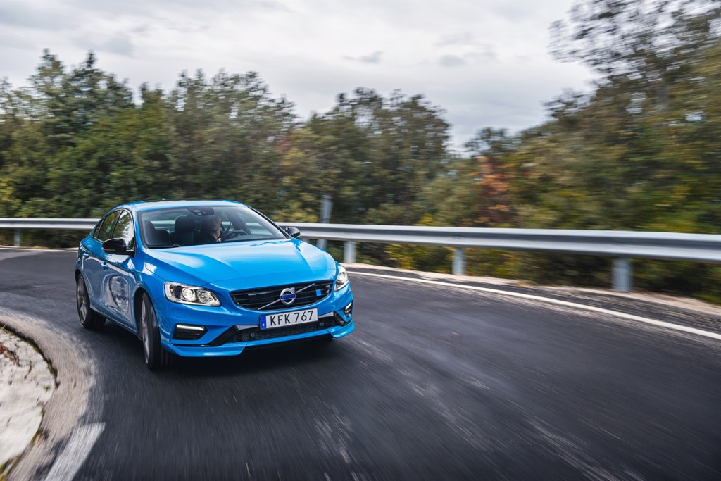 2017 Volvo S60 Polestar Details