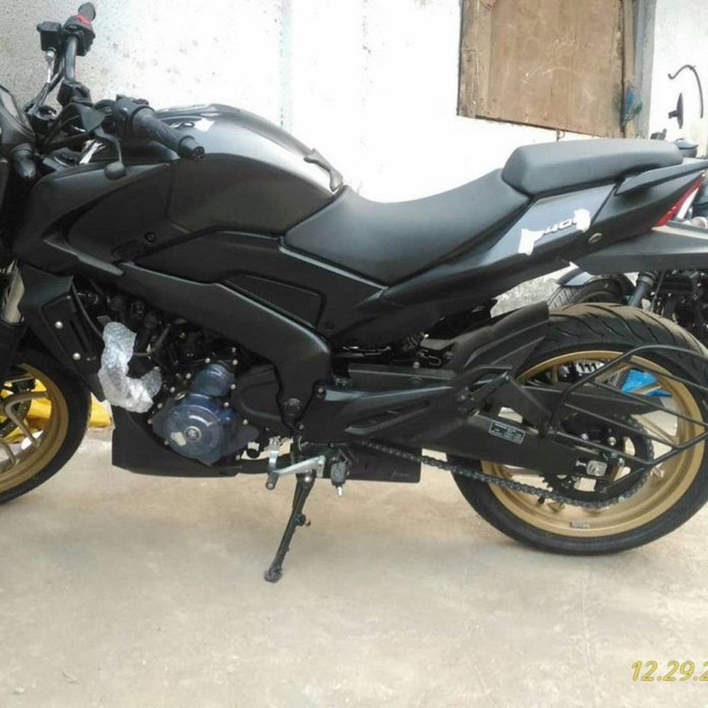 2018 Bajaj Dominar 400 Colours