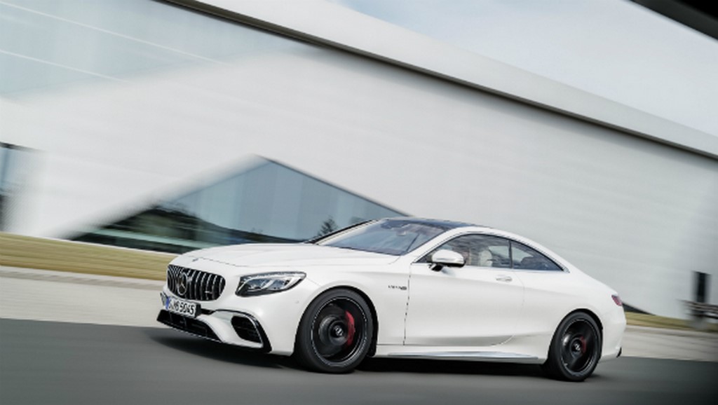 2018 Mercedes AMG S63 4Matic+ Coupe Side Profile