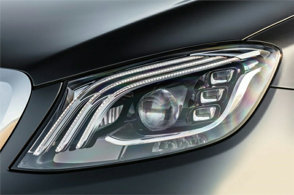 2018 Mercedes-Benz S-Class Features