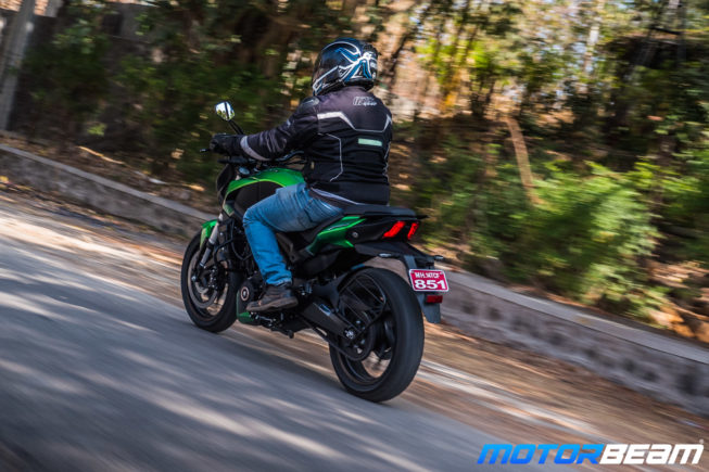 2019 Bajaj Dominar 400 Research 15