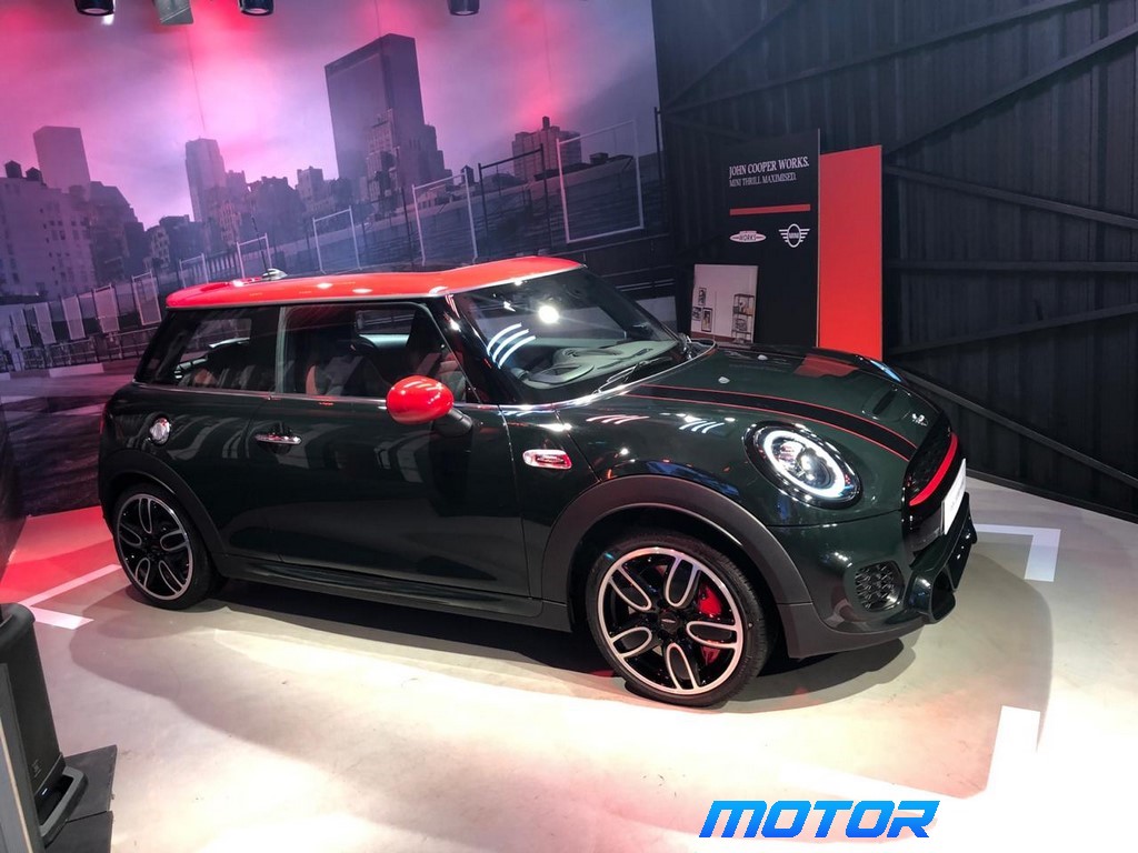 2019 MINI Cooper JCW Front Three Quarters