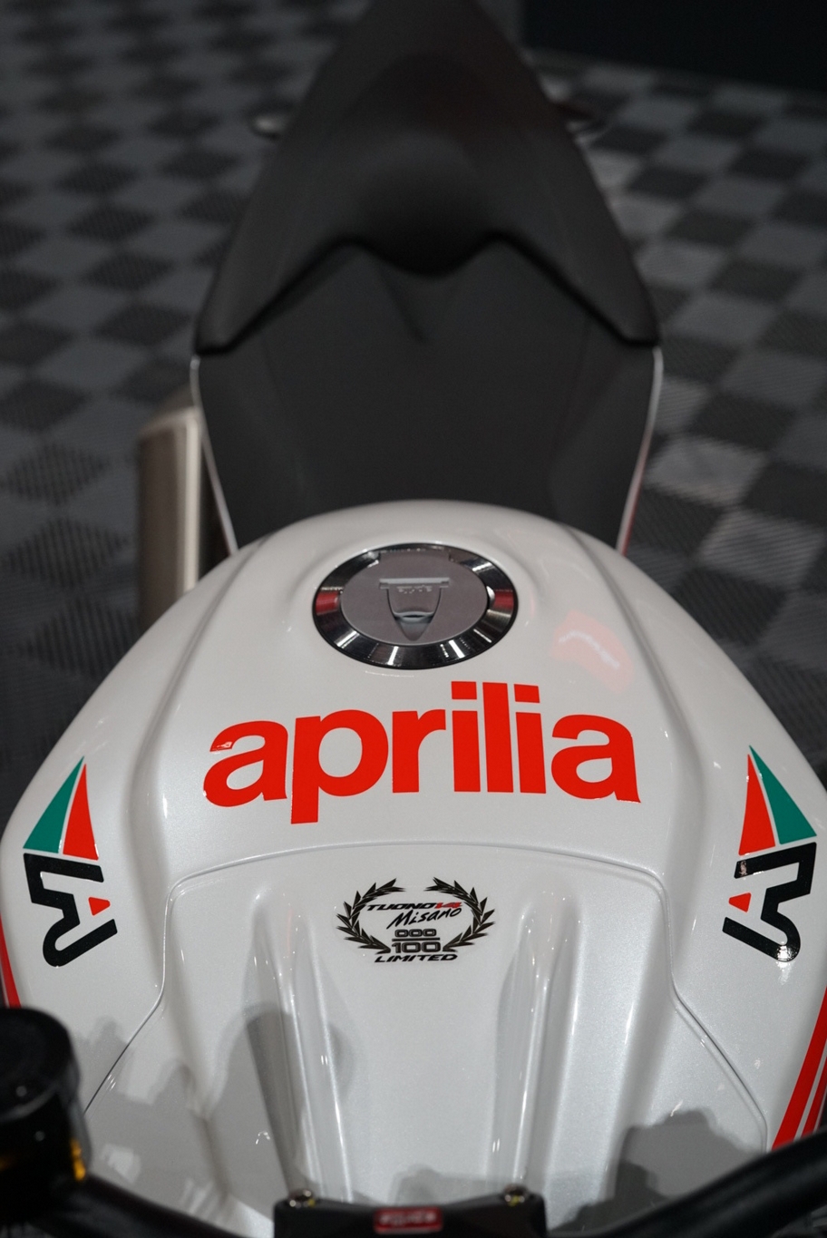 2020 Aprilia RSV4 And Tuono RR Misano Edition Tank