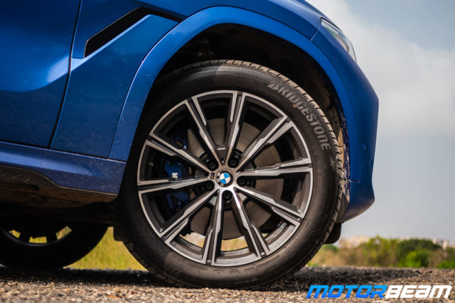 2020-BMW-X6-16