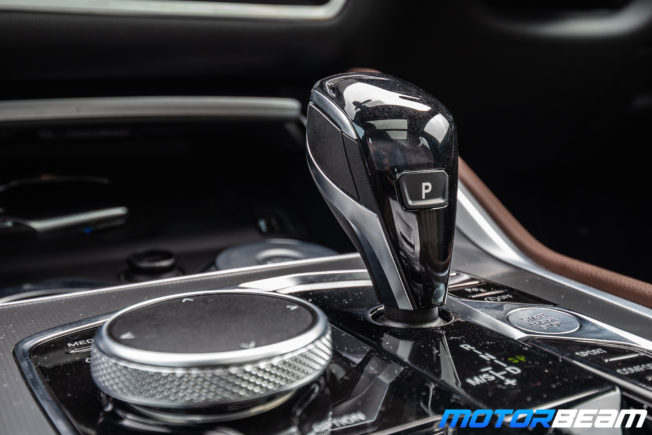 2020-BMW-X6-28
