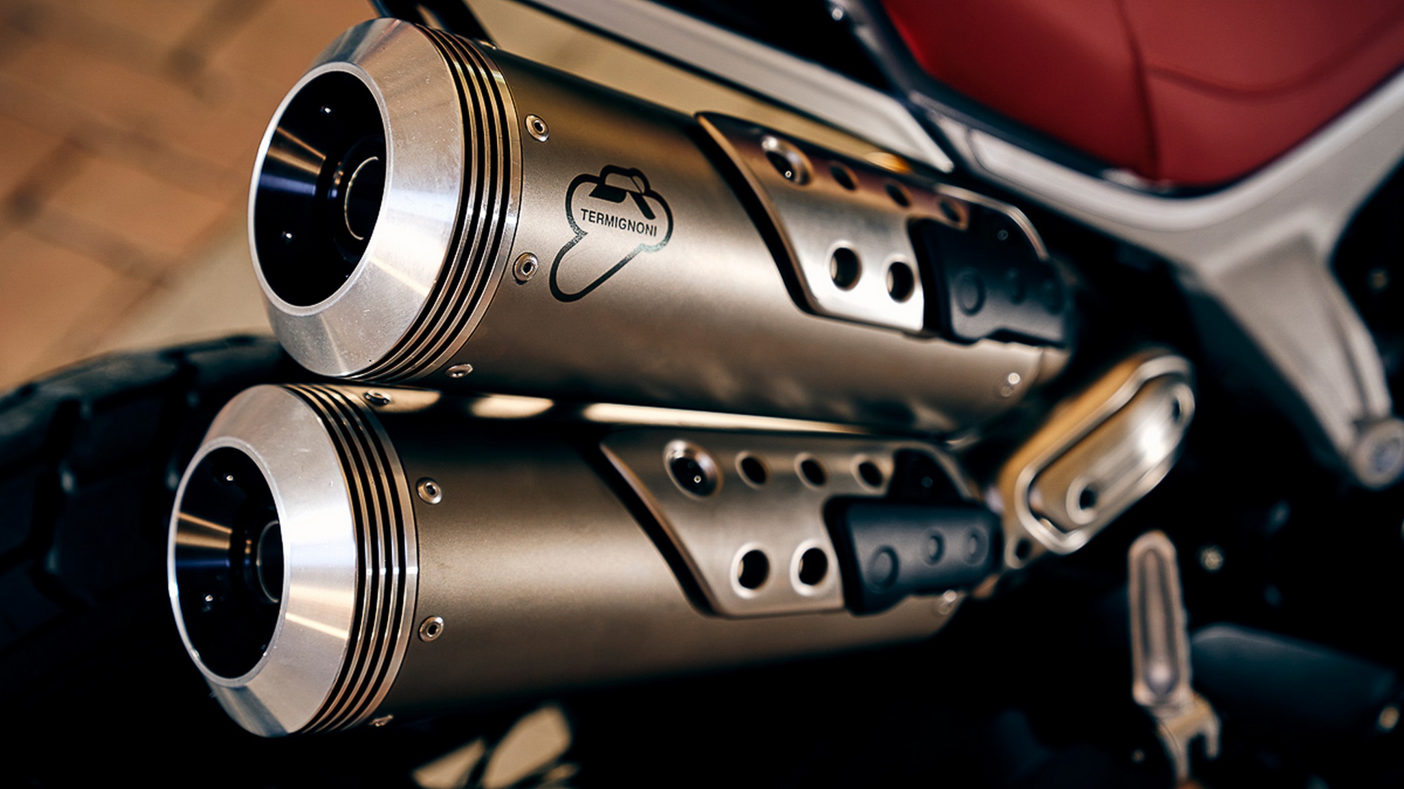 2020 Ducati Scrambler Club Italia Exhaust