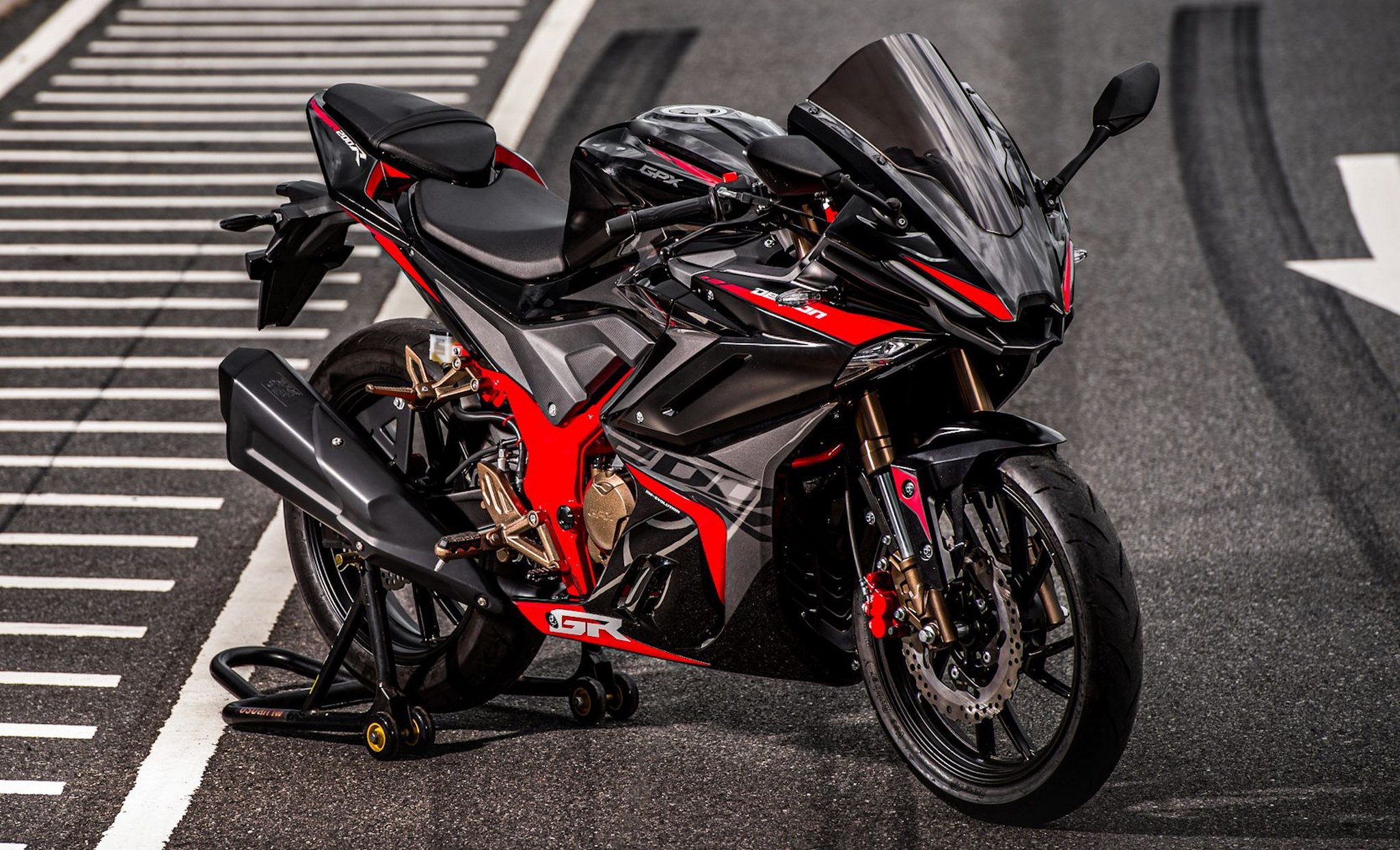 The motorcycle does look very menacing