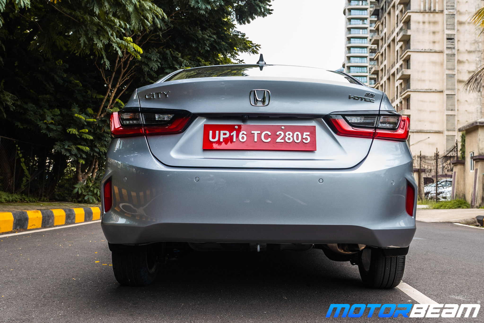 2020-Honda-City-32
