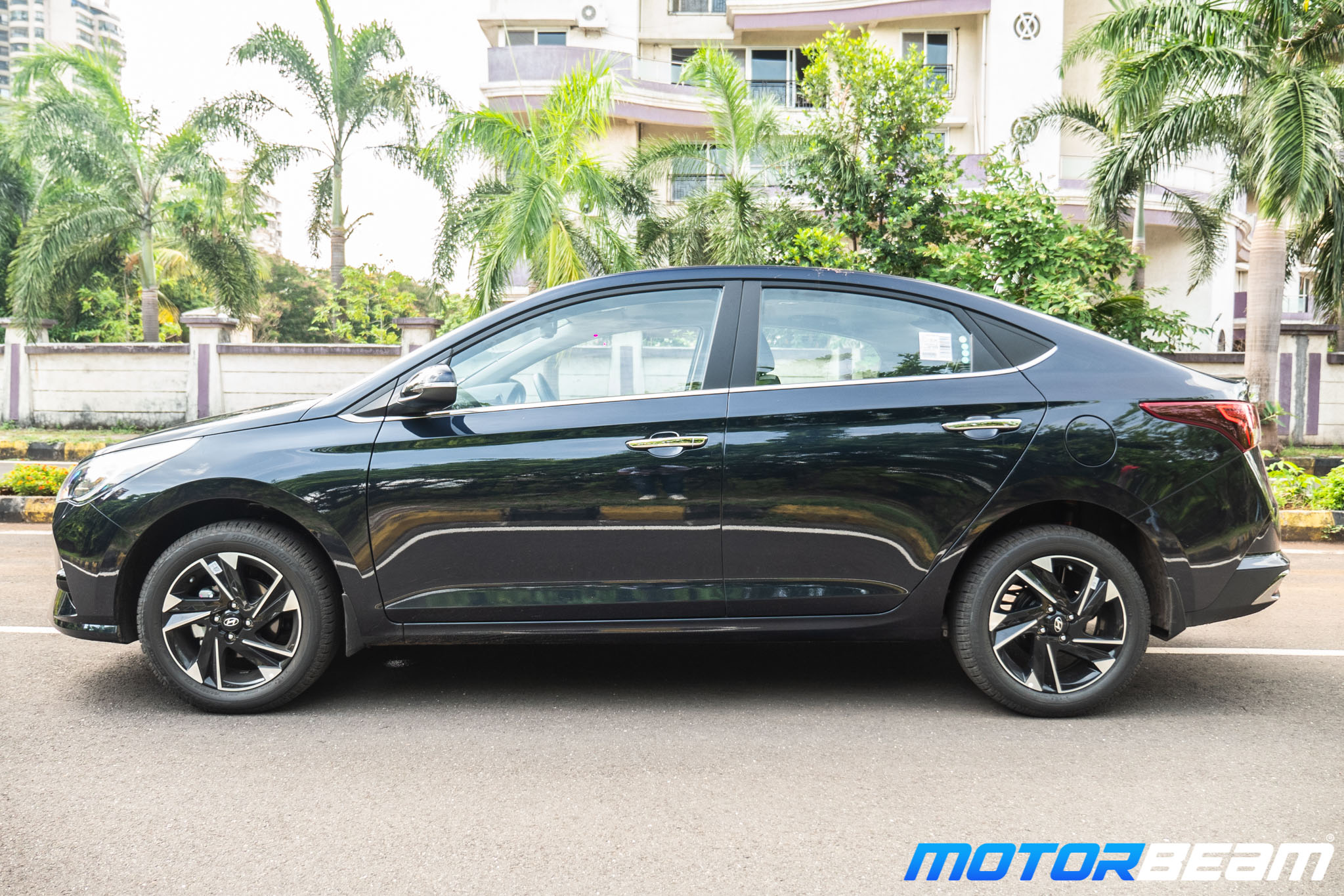 2020-Hyundai-Verna-16