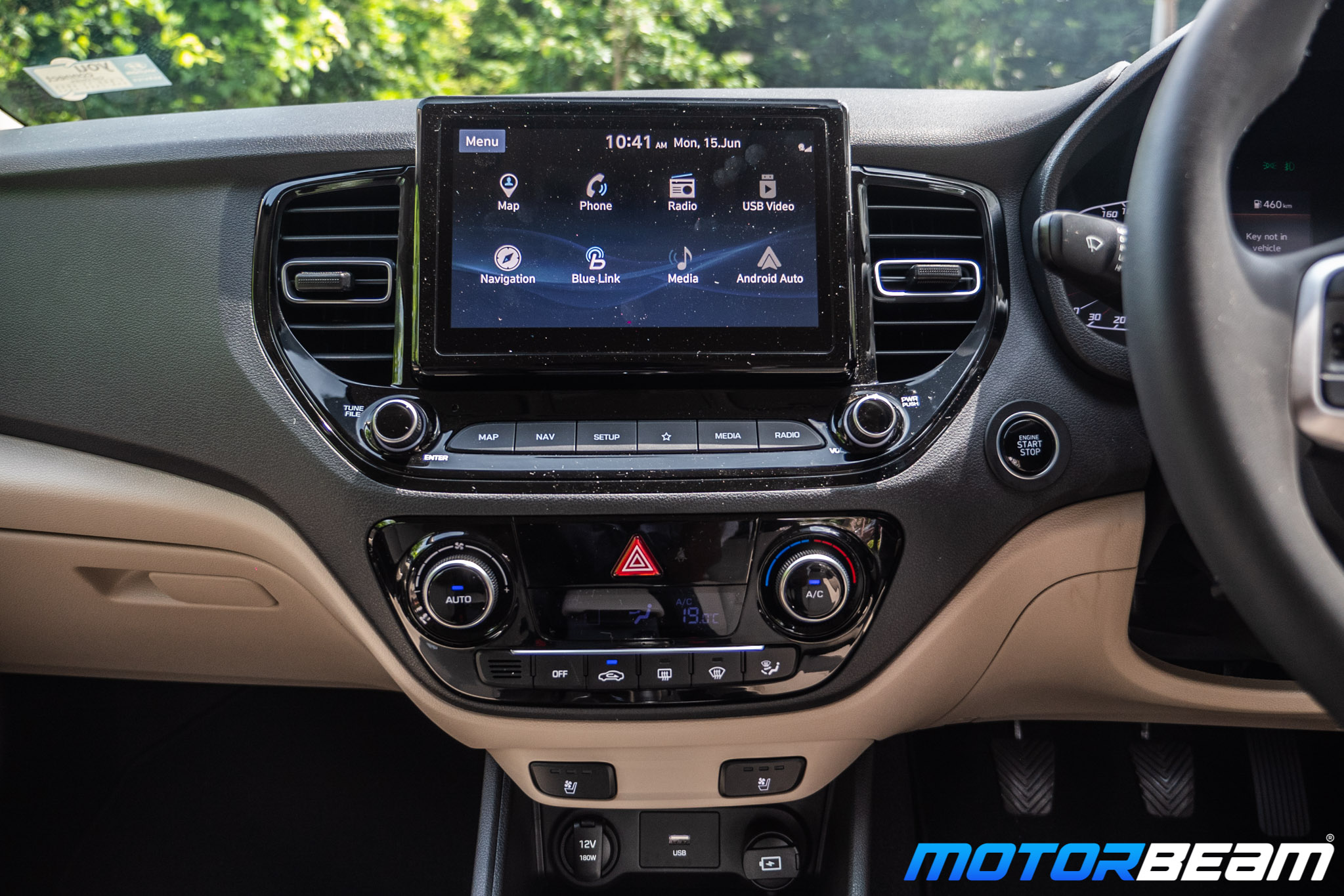 2020-Hyundai-Verna-19