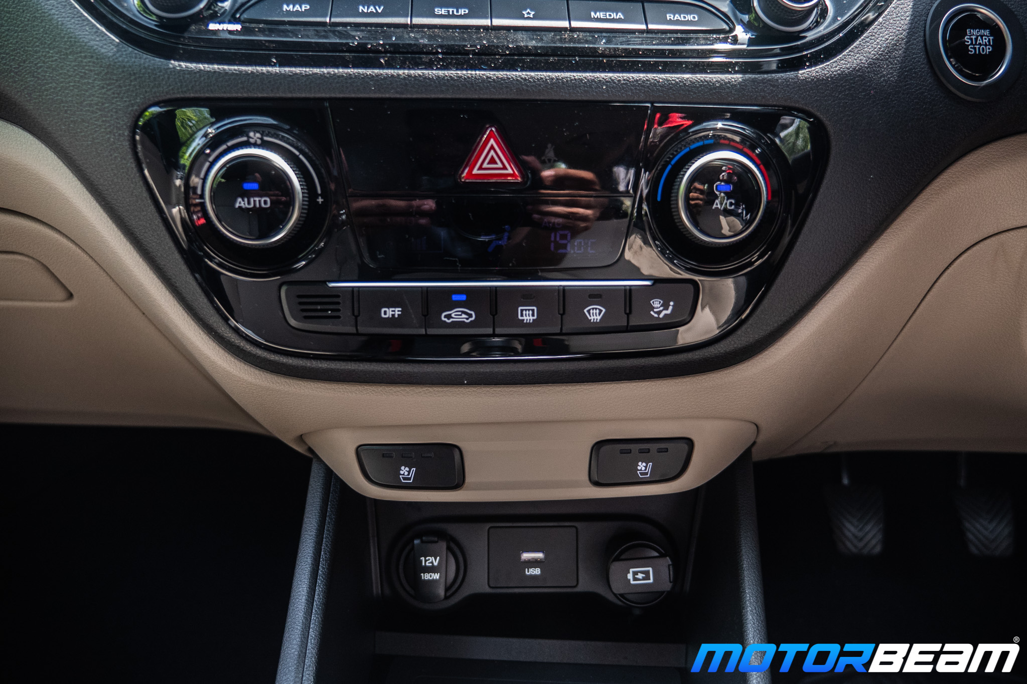 2020-Hyundai-Verna-21