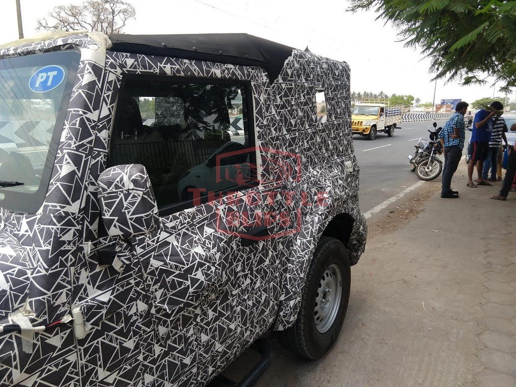 2020 Mahindra Thar Side