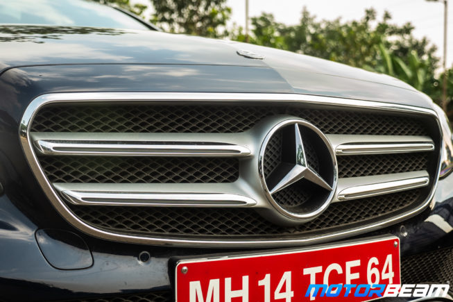 2020-Mercedes-E220d-15