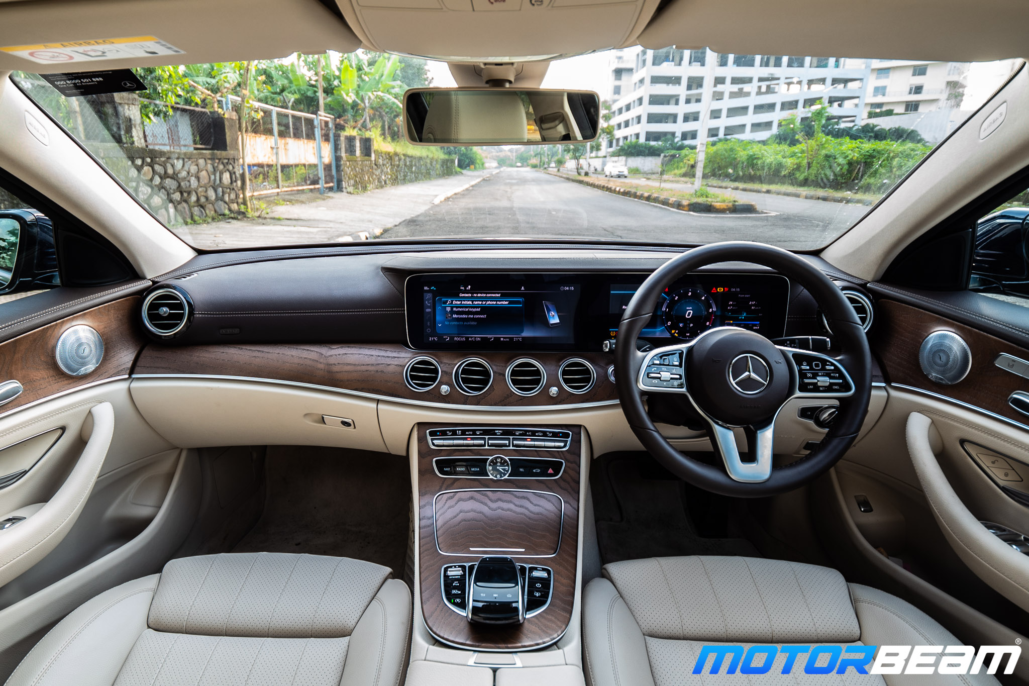 2020-Mercedes-E220d-20