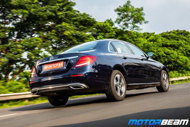 2020-Mercedes-E220d-32