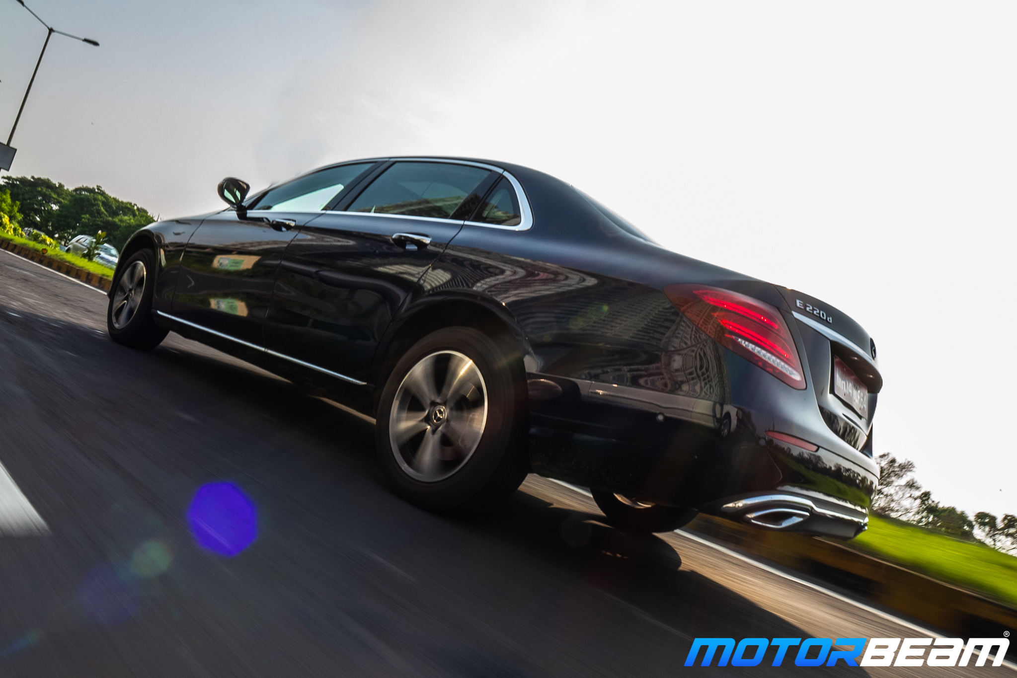 2020-Mercedes-E220d-33