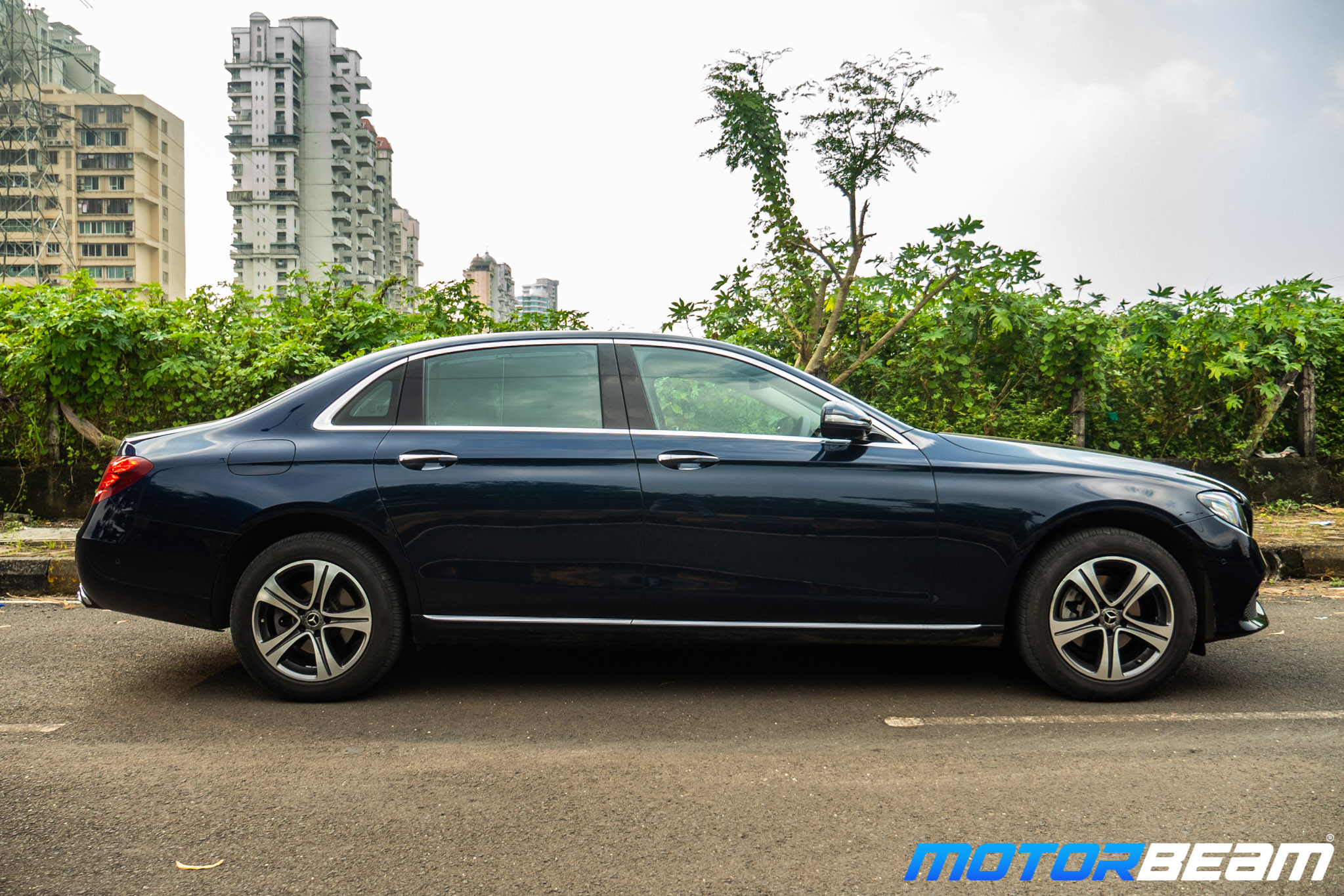 2020-Mercedes-E220d-9