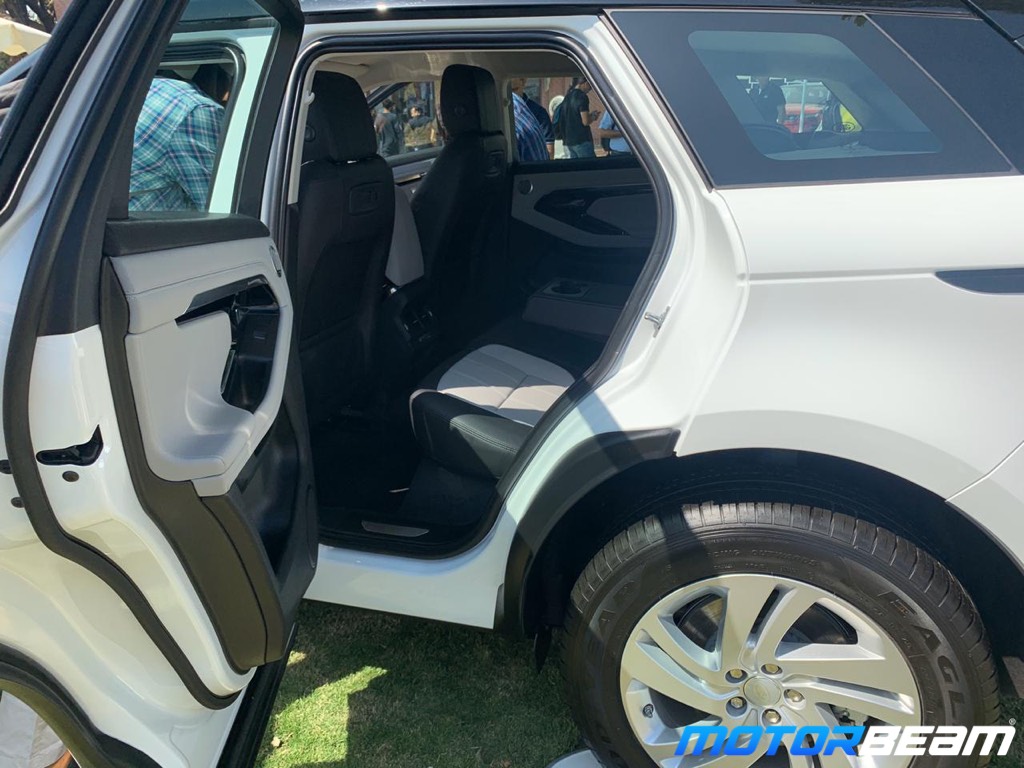 2020 Range Rover Evoque Legroom