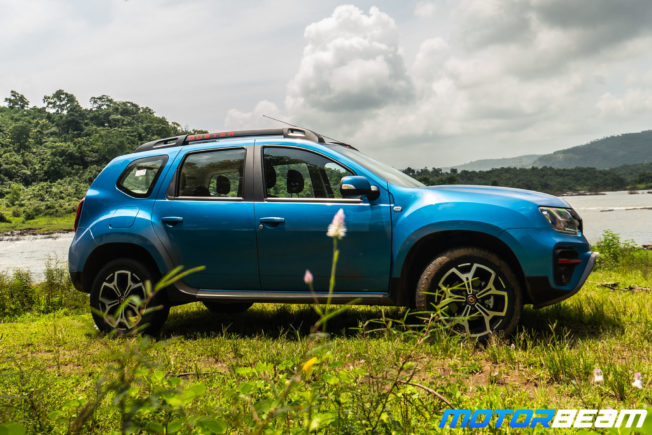 2020-Renault-Duster-Petrol-12
