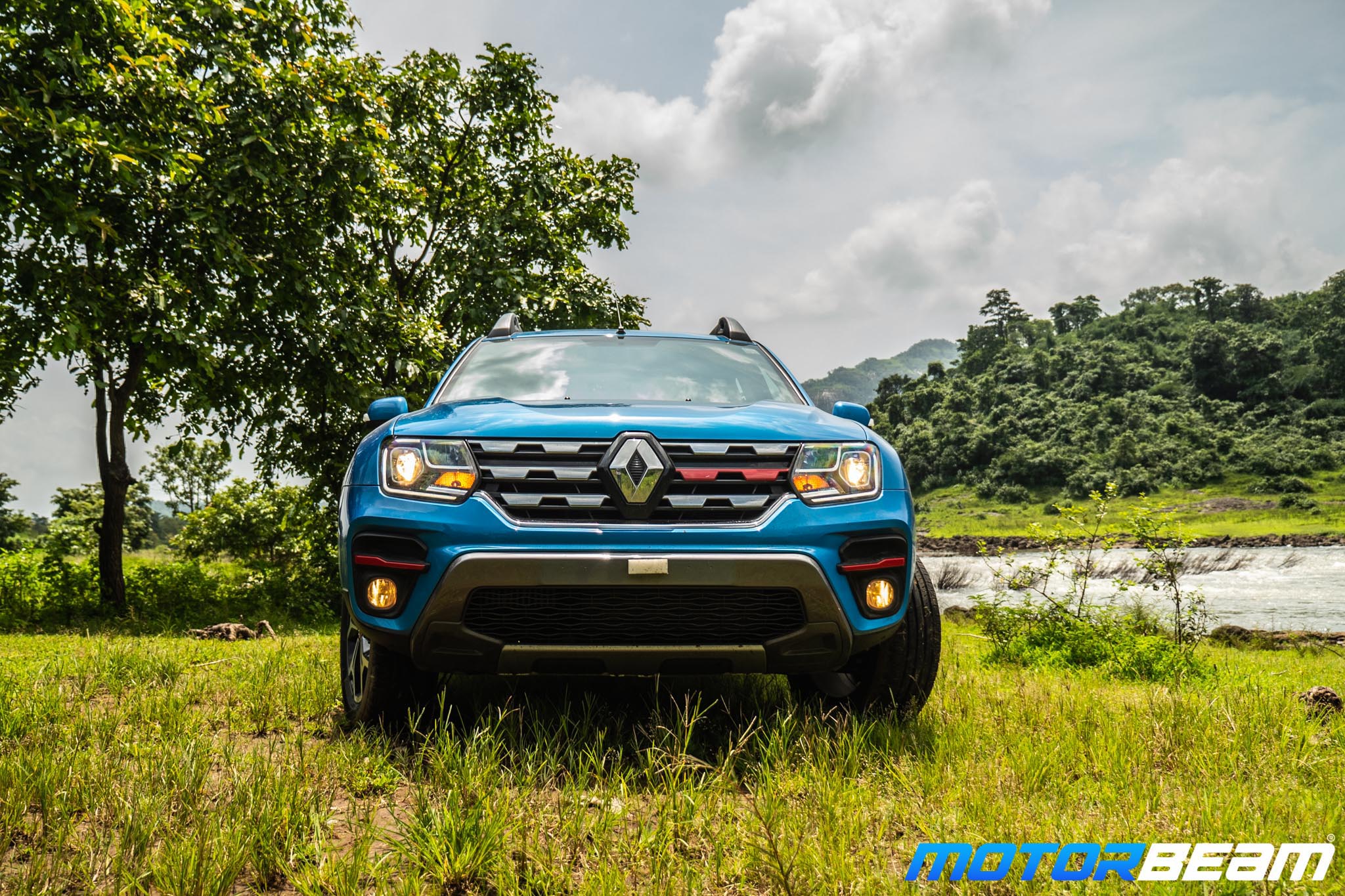 2020-Renault-Duster-Petrol-13