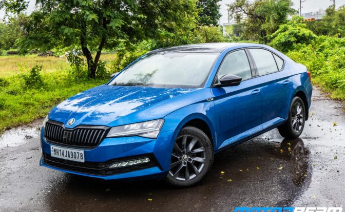 2020-Skoda-Superb-Sportline-13