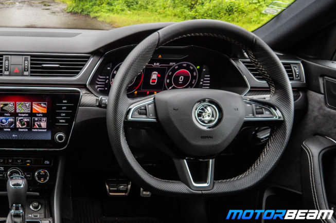 2020-Skoda-Superb-Sportline-19