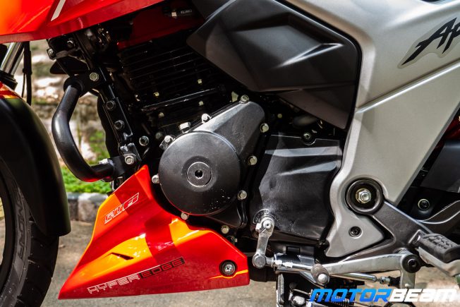 2020 TVS Apache 160 4V Review Cowl
