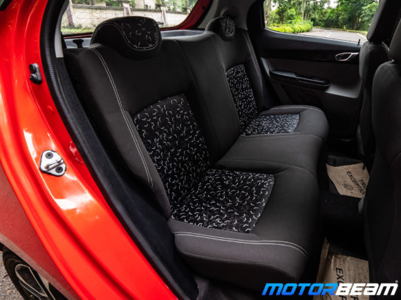 2020-Tata-Tiago-1