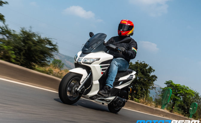 2021 Aprilia SXR 160 Review 3