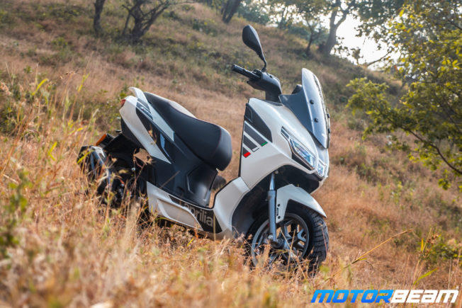 2021 Aprilia SXR 160 Review 33