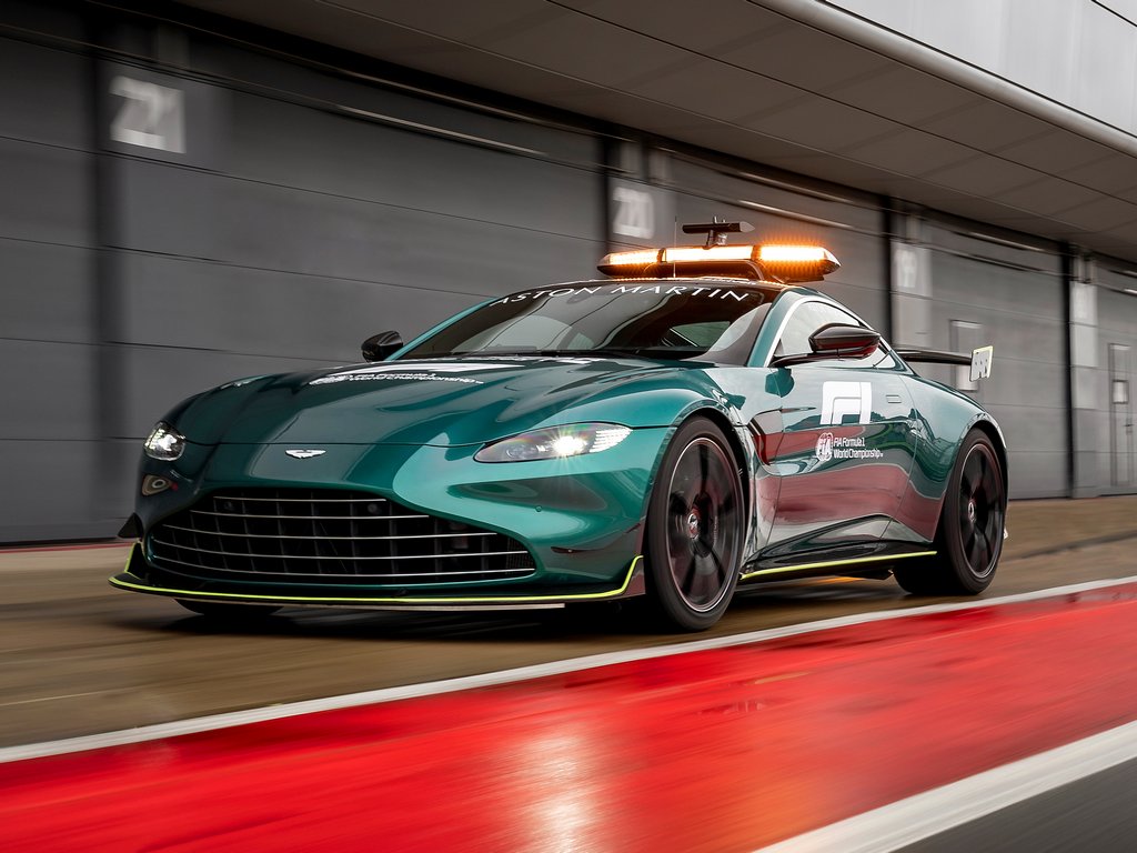 2021 Aston Martin Vantage F1 Safety Car