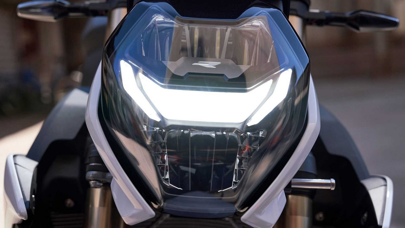 2021 BMW S 1000 R 3
