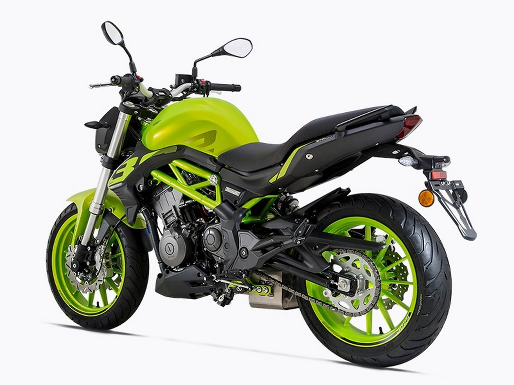 2021 Benelli 302S Rear