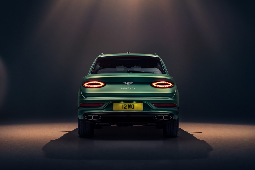 Tail lights inspired from Continental GT