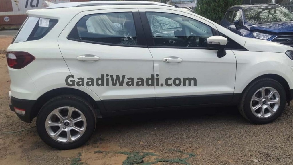 2021 Ford EcoSport Special Edition Side