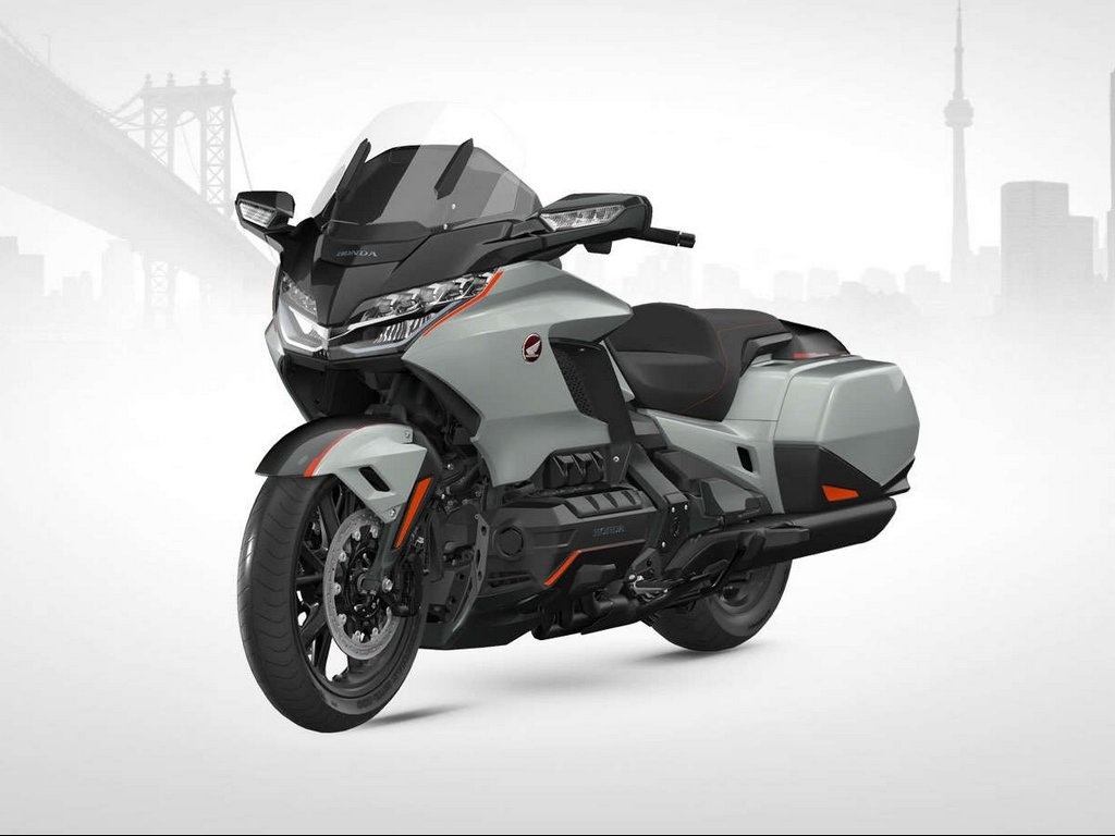 2021 Honda Goldwing Pearl Deep Mud Gray