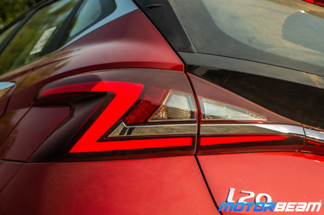 2021-Hyundai-i20-11