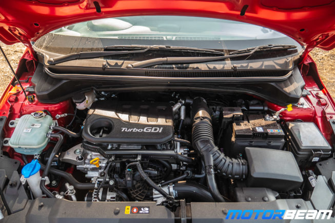 2021-Hyundai-i20-2
