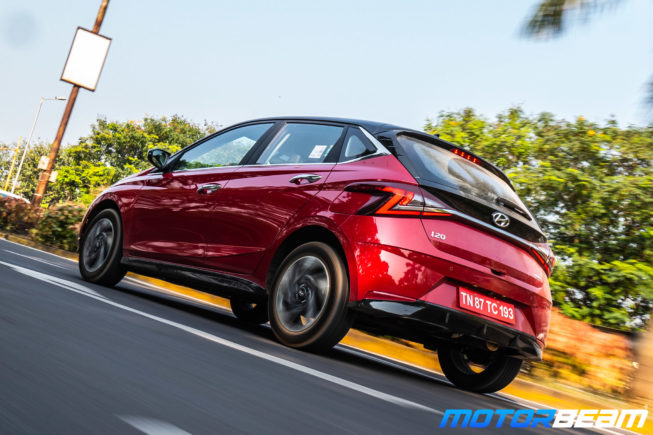 2021-Hyundai-i20-31