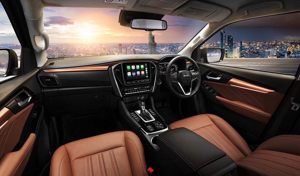 2021 Isuzu MU-X Dashboard