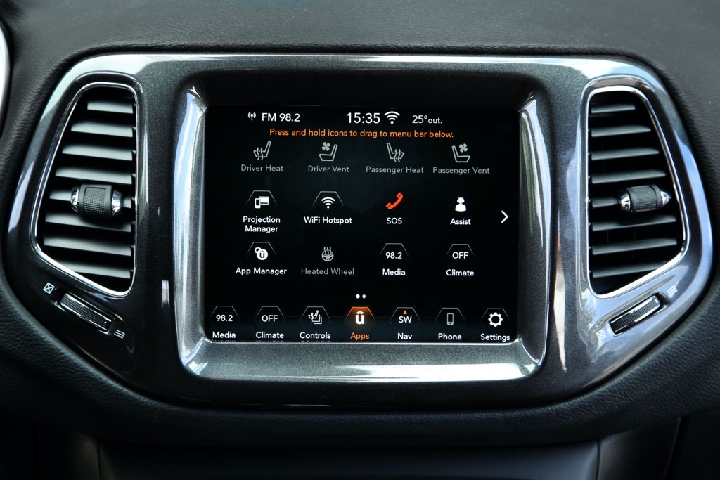 2021 Jeep Compass Infotainment
