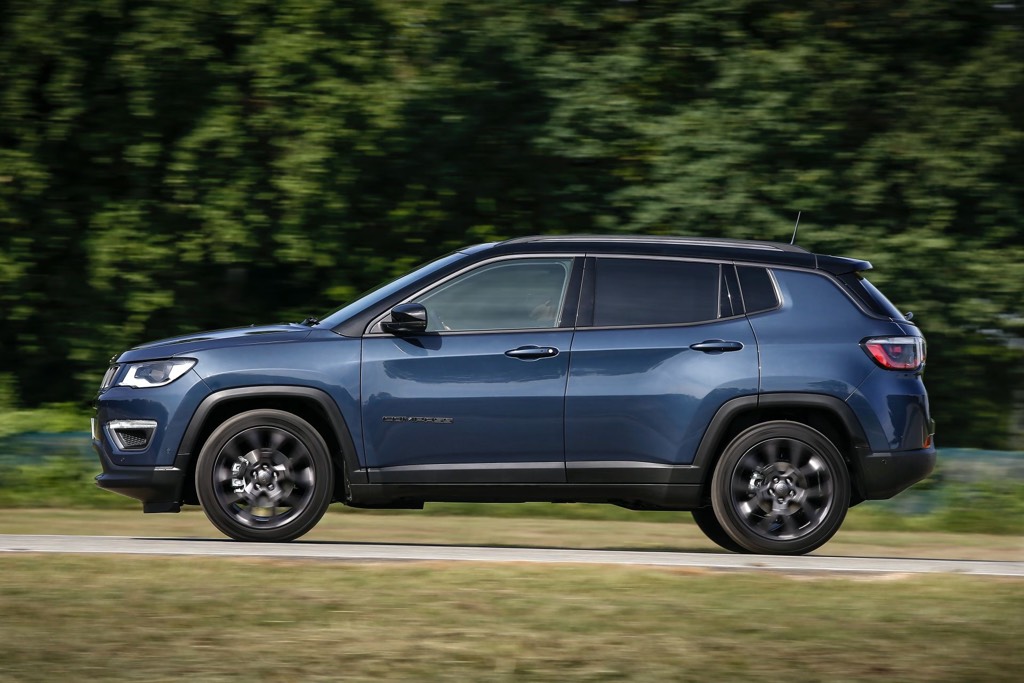 2021 Jeep Compass Side