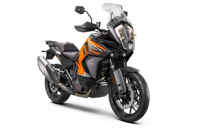 2021 KTM 1290 Super Adventure S Front