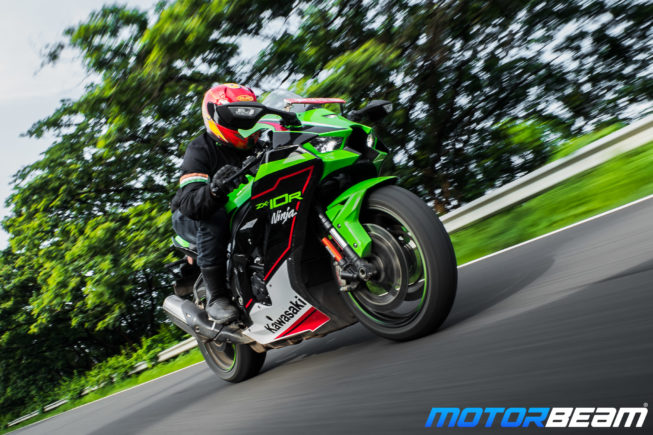2021 Kawasaki Ninja ZX-10R Review 3