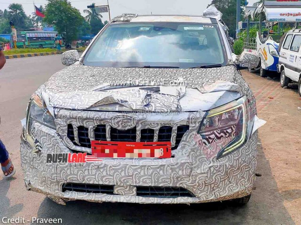 2021 Mahindra XUV500 Spied