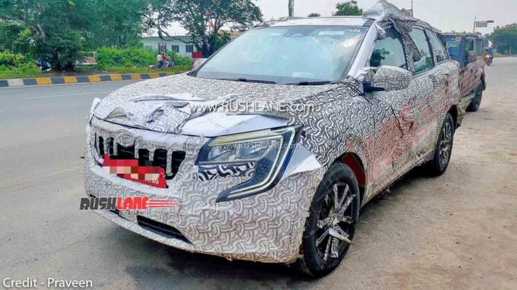 2021 Mahindra XUV500 Spotted
